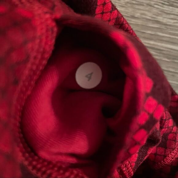 Lululemon wonder under  - Picture 5 of 9